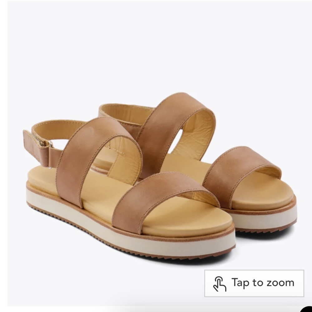 Nisolo Go-to Flatform Sandal in almond